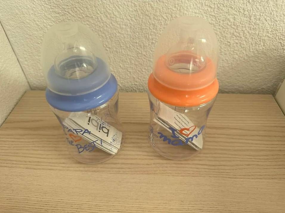 Bibi Succhiotti & catenelle porta ciuccio: Bibi Nuggi Schnuller, Flaschen und Nuggiband – Nuovo (secondo la descrizione) da Rorbas venduto da Astrafix 1