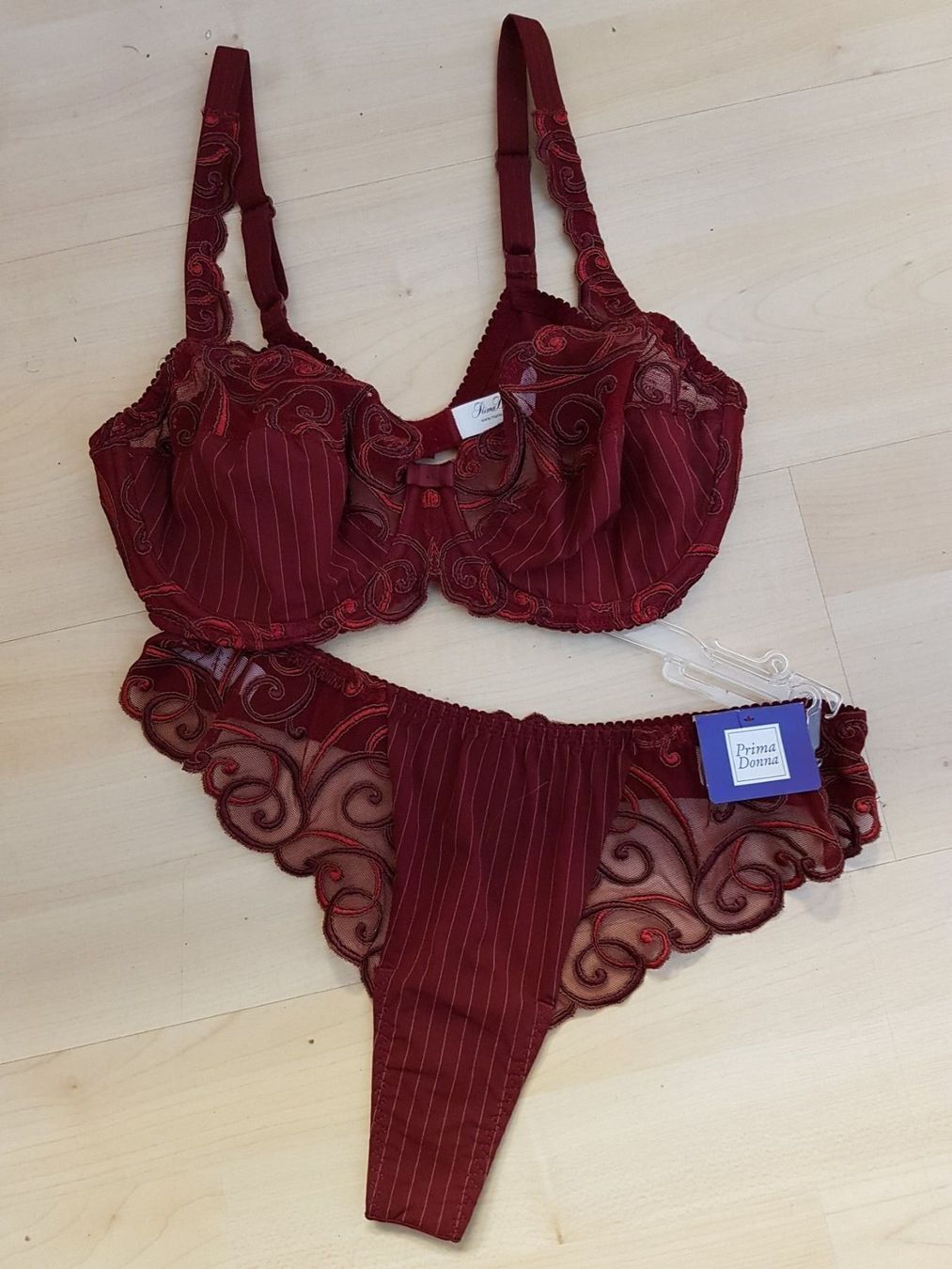 Altra biancheria intima: BH Prima Donna 80 C String 44 – Nuovo (secondo la descrizione) da Gams venduto da inf_lj66