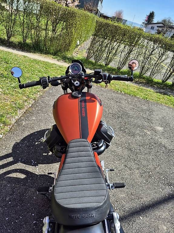 Altro: Moto Guzzi V9 Bobber Sport – Usato da Mägenwil venduto da InEcoTec 3