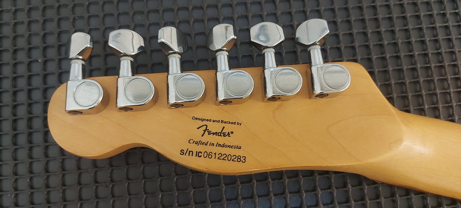 Squier Strumenti musicali: Fender Squier Telecaster e-gitarre frisch ab service – Usato da Glattbrugg venduto da Swissmusik 5