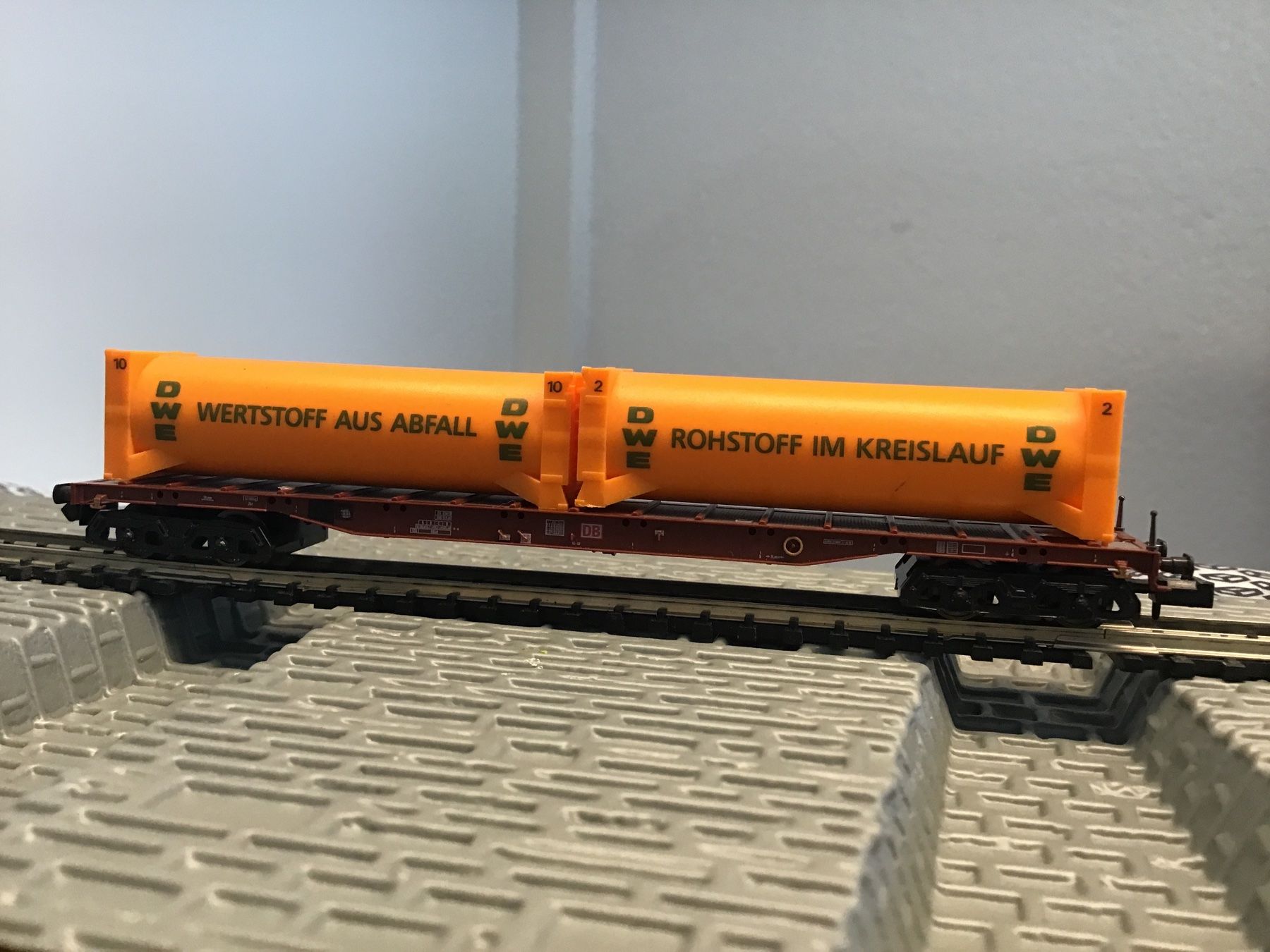 Trix Modellini di ferrovie: Minitrix DB Kesselwagen "DWE", Spur N, – Usato da Männedorf venduto da Spezial-Modelle