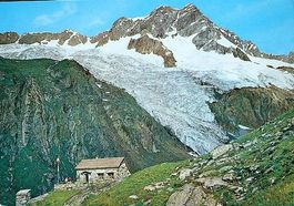 GÖSCHENEN Voralphütte SAC mit Sustenhorn Foto Borelli Airolo