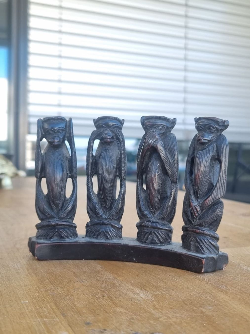 Statuette: Holzfigur 4 Affen Set geschnitzt Dekoration – Usato da Zug venduto da Quantipus 1