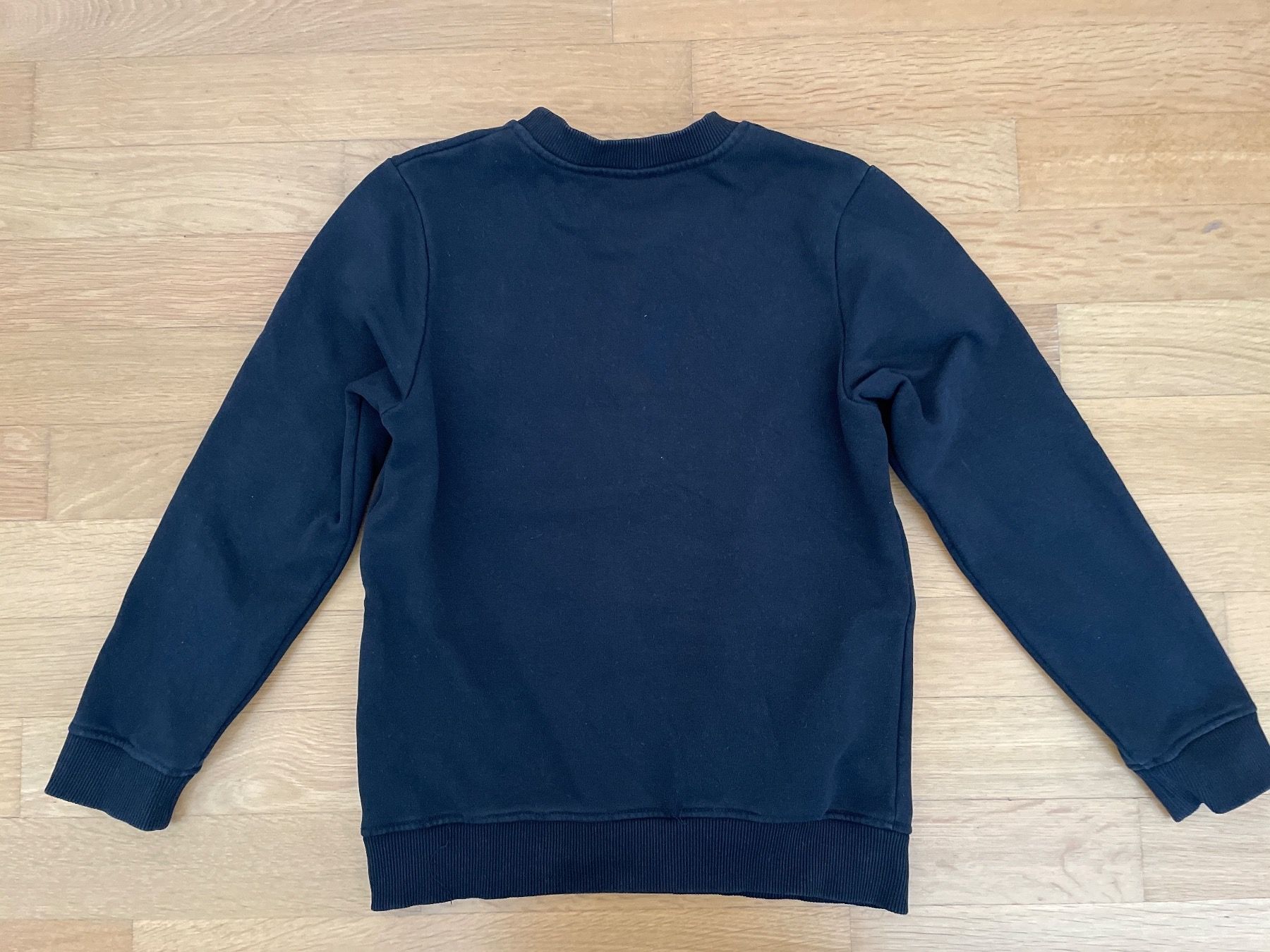 Givenchy Maglioni & Felpe: Givenchy Pullover Gr.134/140 – Usato da Zug venduto da SteffiW. 1
