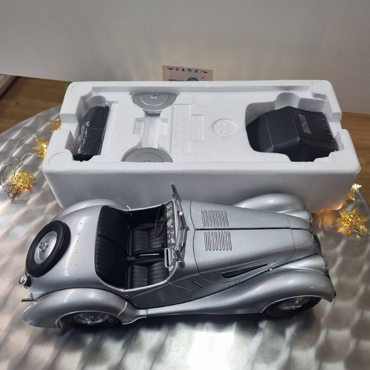 PREMIUM CLASSIXXS 1/12 Echelle BMW Isetta Norme Rouge Véhicule 10050