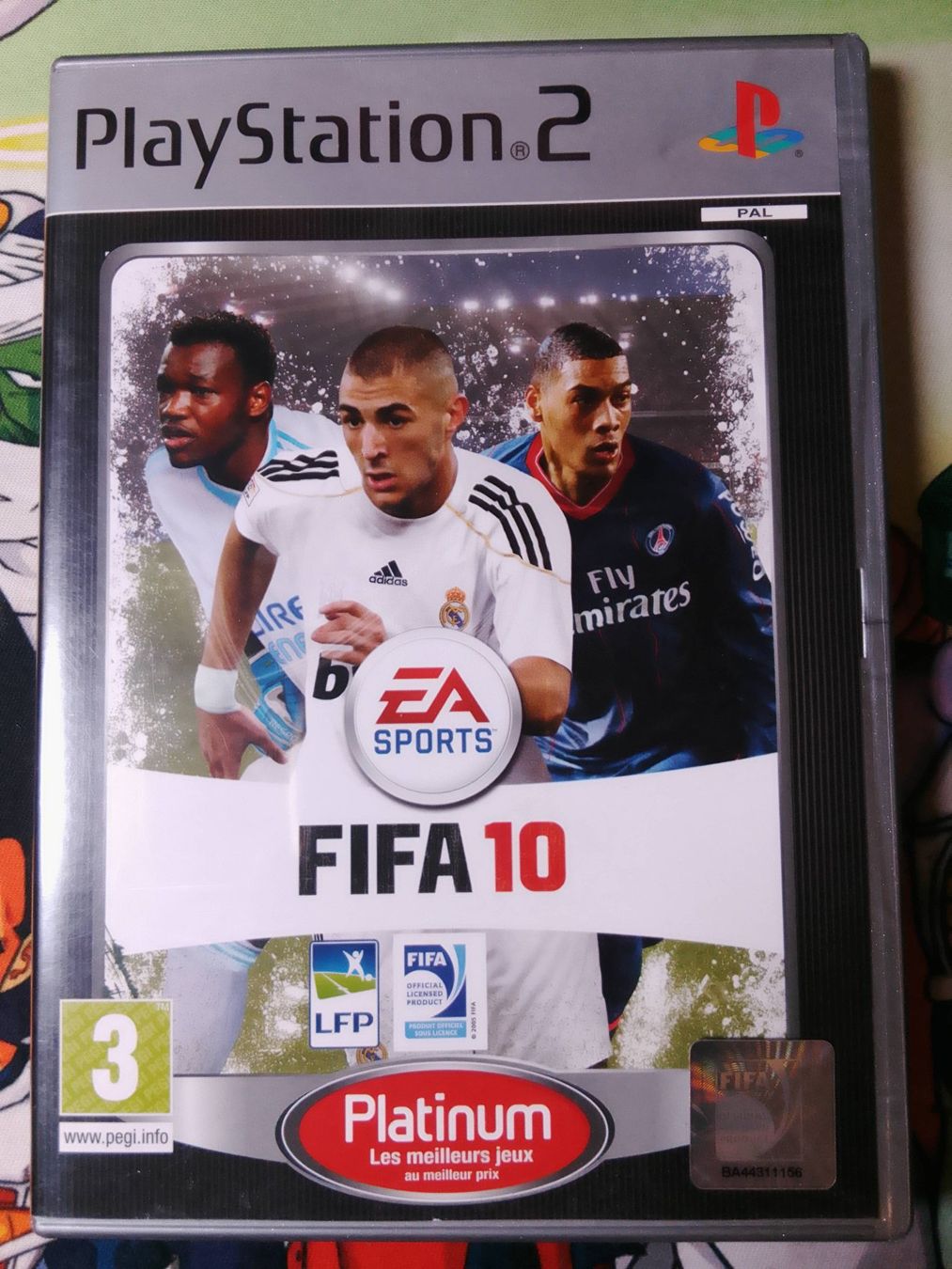 Sony Giochi: FIFA 10 PLATINUM (PS2) (FR) – Usato da Le Locle venduto da Nidaime_Tackle