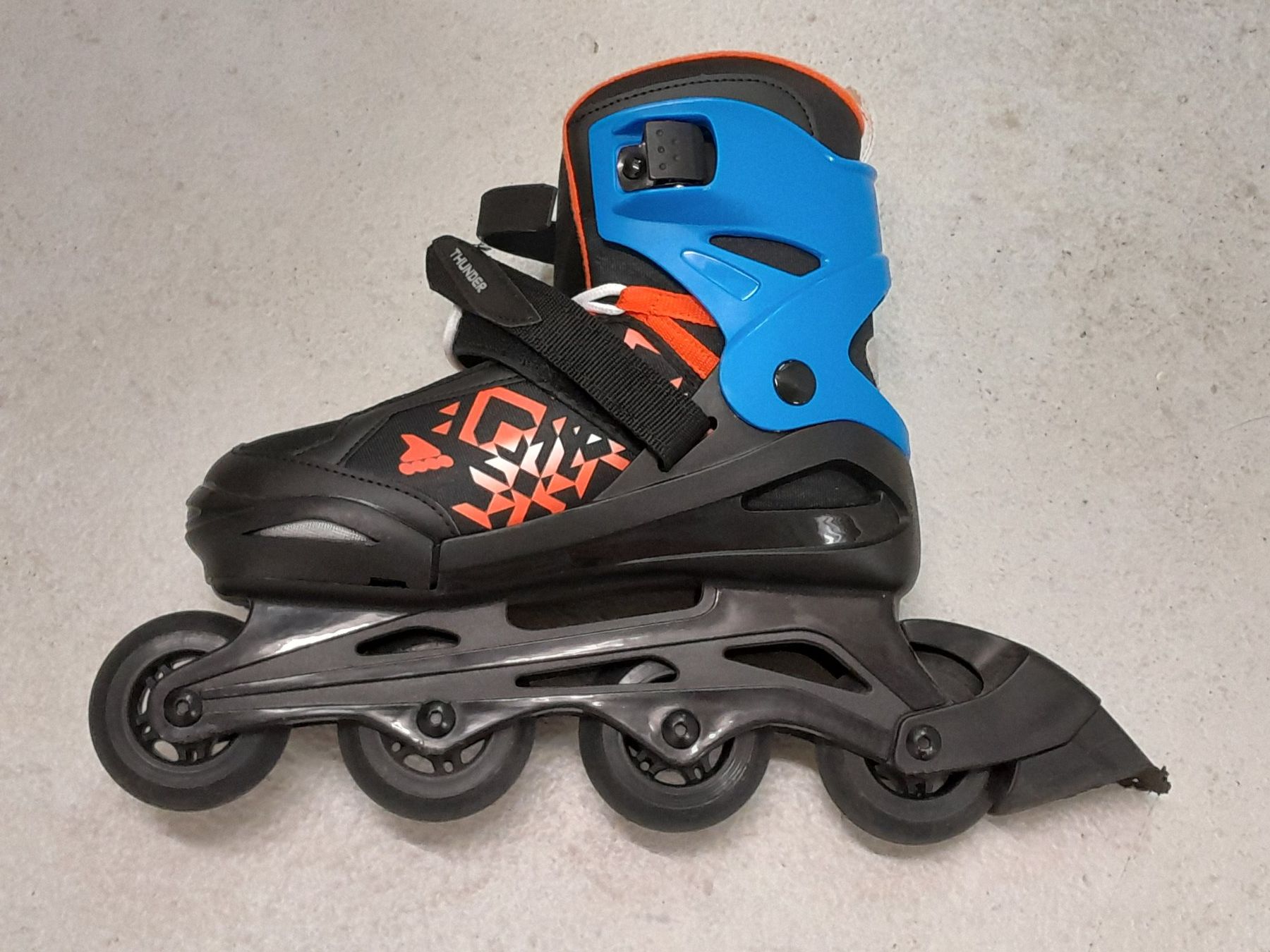 Pattini in linea & Pattini a rotelle: Rollerblades 36-41 mit Schutzausrüstung – Usato da Baar venduto da Luusbuesi 2