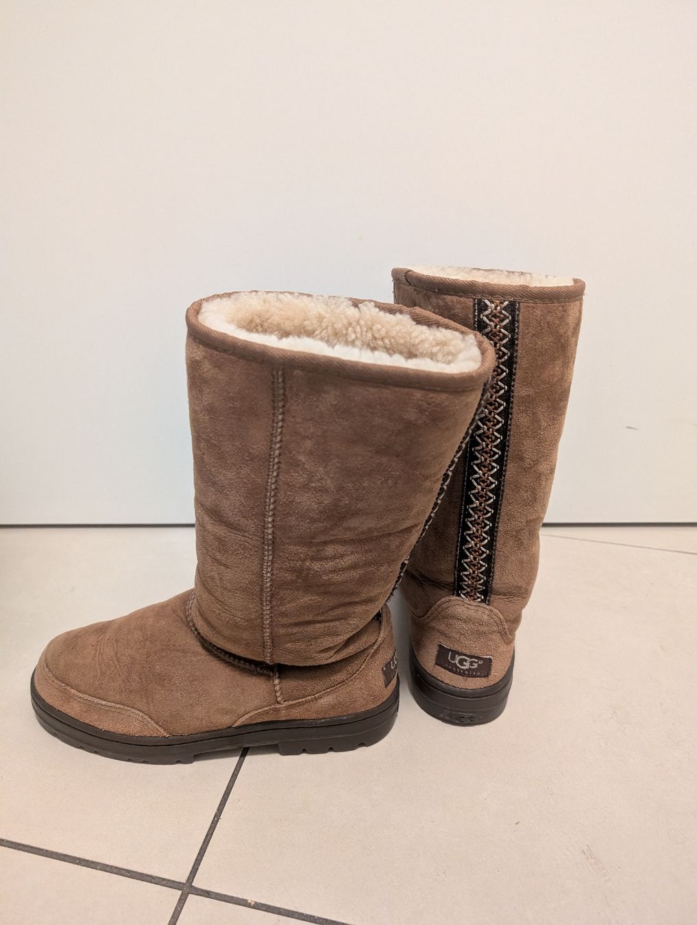 Ugg Scarpe da donna: UGG Boots Braun Winterstiefel, Gr. 40 – Nuovo (secondo la descrizione) da Zürich venduto da mco_nd92 5