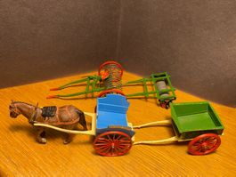 Britains Dairy Pferdewagen - Karren - Rechen - Walze - 1:32