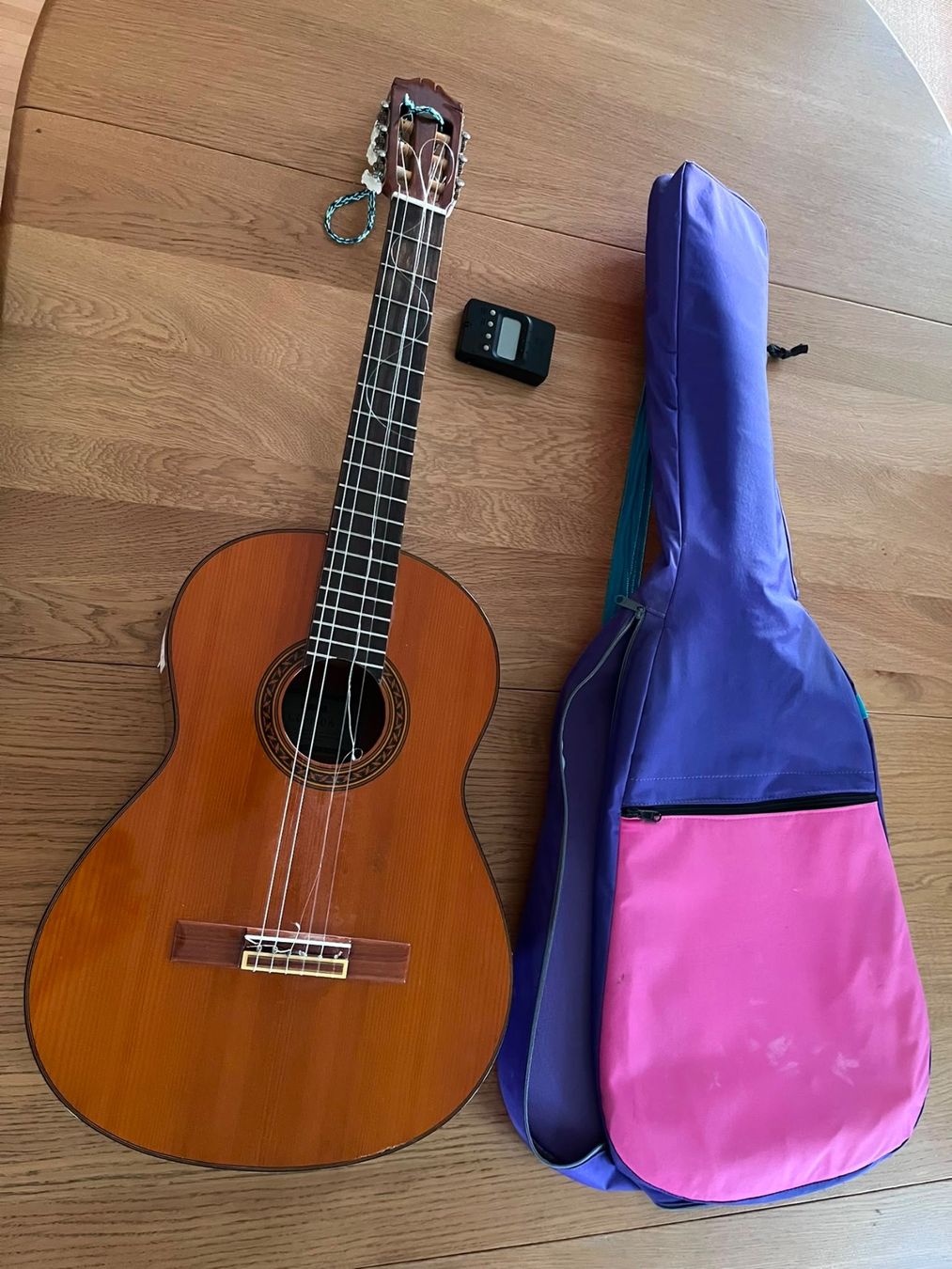 Yamaha Instruments de musique: Gitarre Yamaha – D'occasion à Zürich par dima04