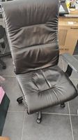 Chaise de bureau en cuir