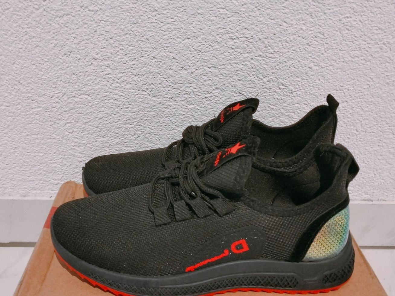 Scarpe da donna: Turnschuhe, neu – Nuovo (secondo la descrizione) da Uerkheim venduto da Kaufoption