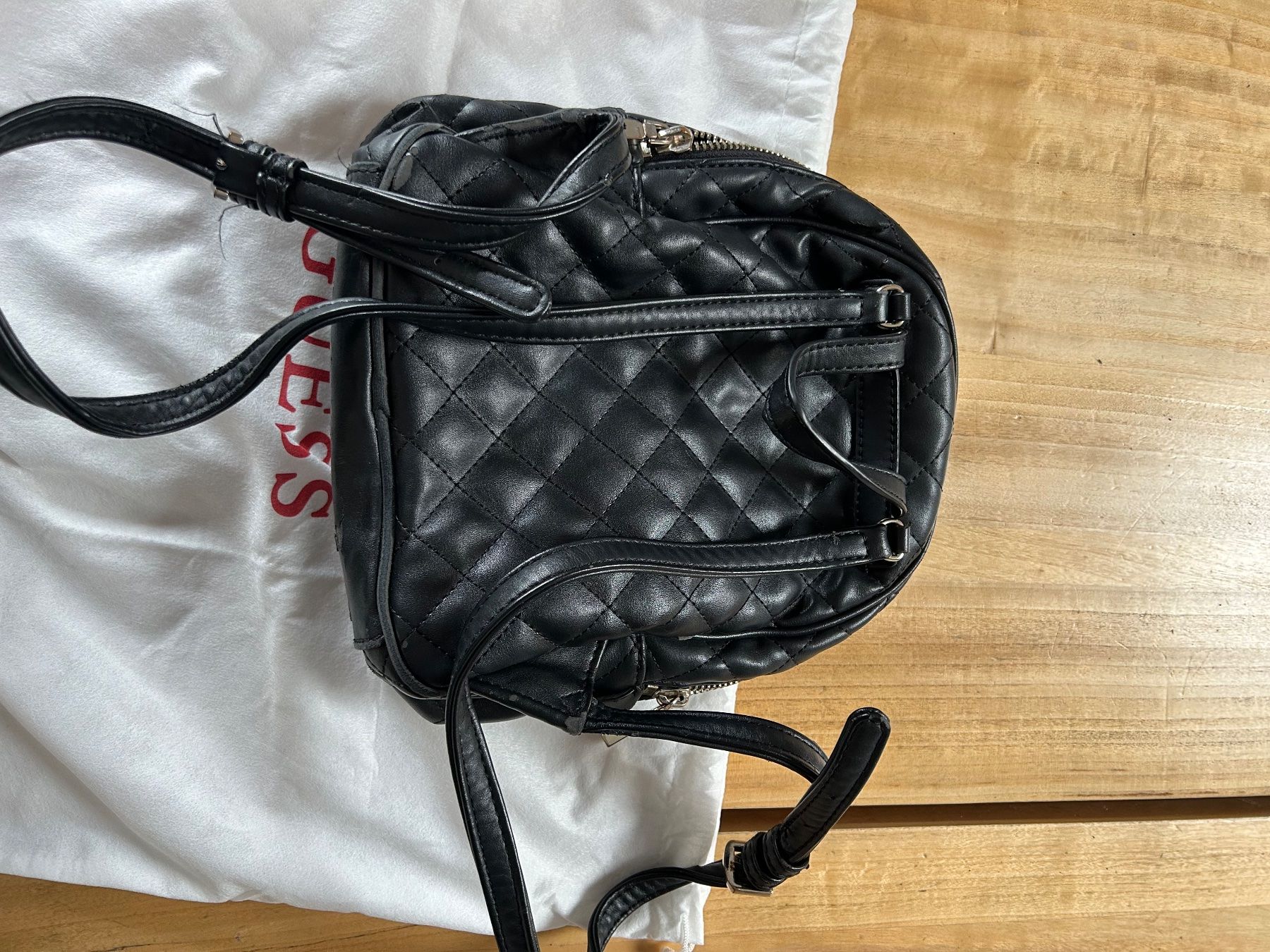 Guess Zaini: Sac à dos Guess – Usato da Muraz (Collombey) venduto da Jul_ff 2