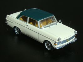 Opel Rekord P2 1:43 weiss mit dunkelgrünem Dach sehr schön