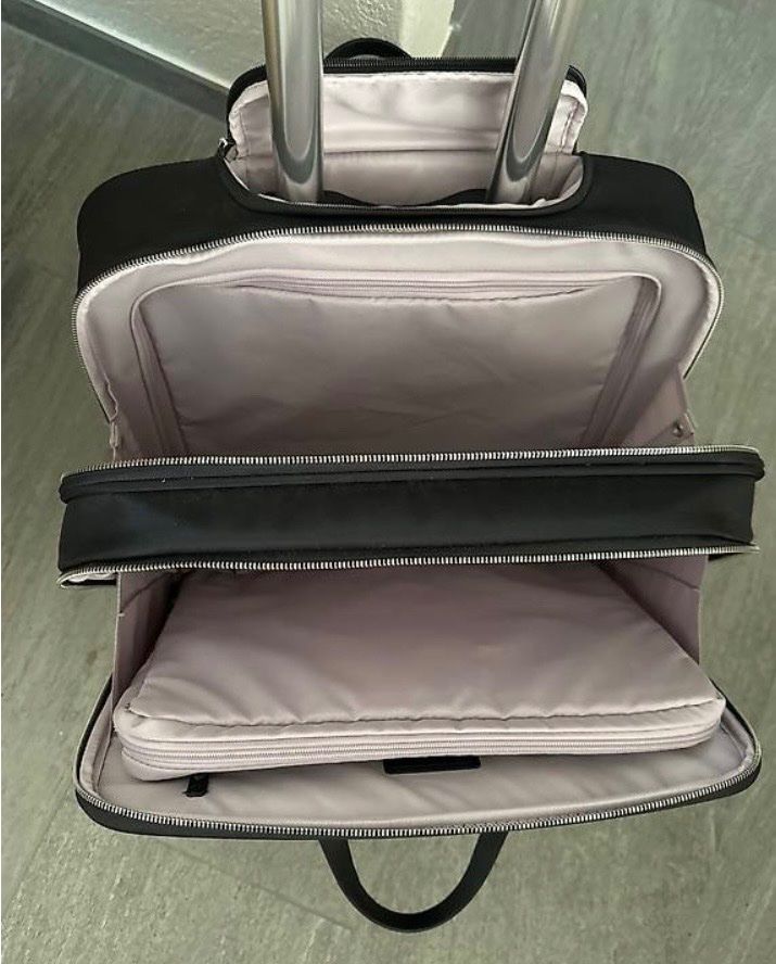 Altro in Aeronautica: Samsonite Zalia 2.0 Laptop Rollkoffer Boardcase Koffer – Usato da Männedorf venduto da Bina032 1