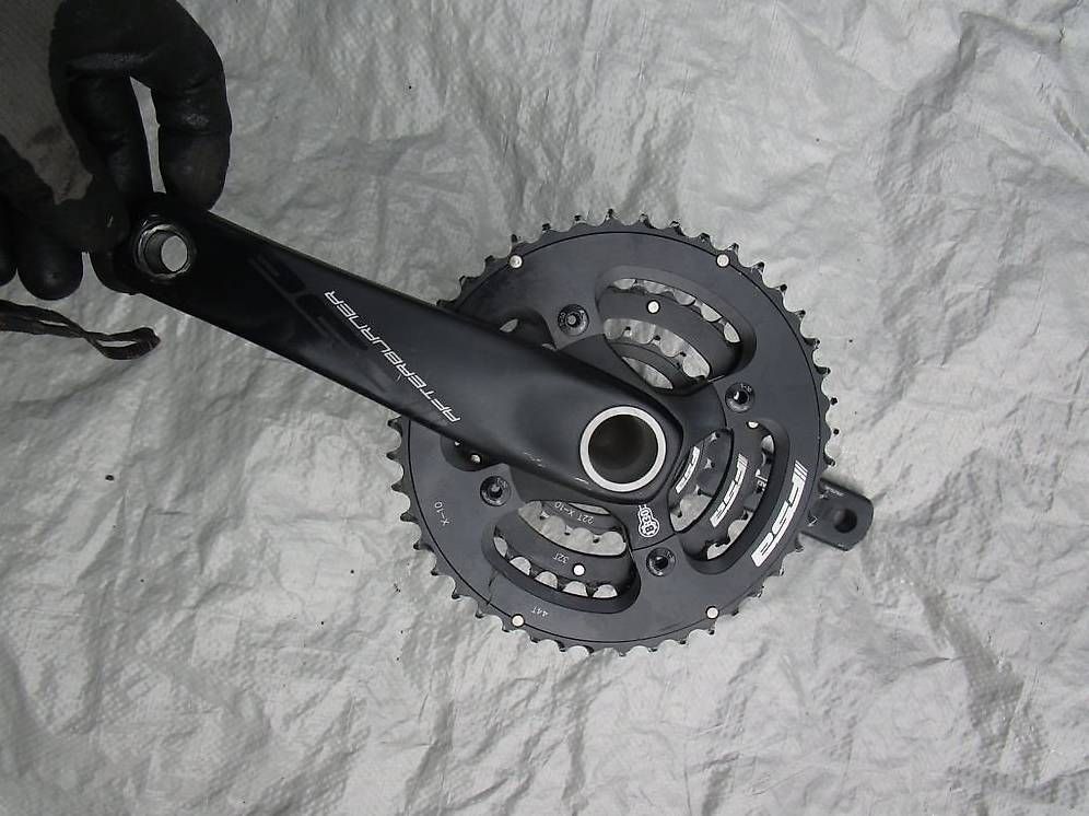 Pezzi di ricambio: BB30 FSA Kurbelgarnitur 175mm – Usato da Ottikon venduto da Locomotive01