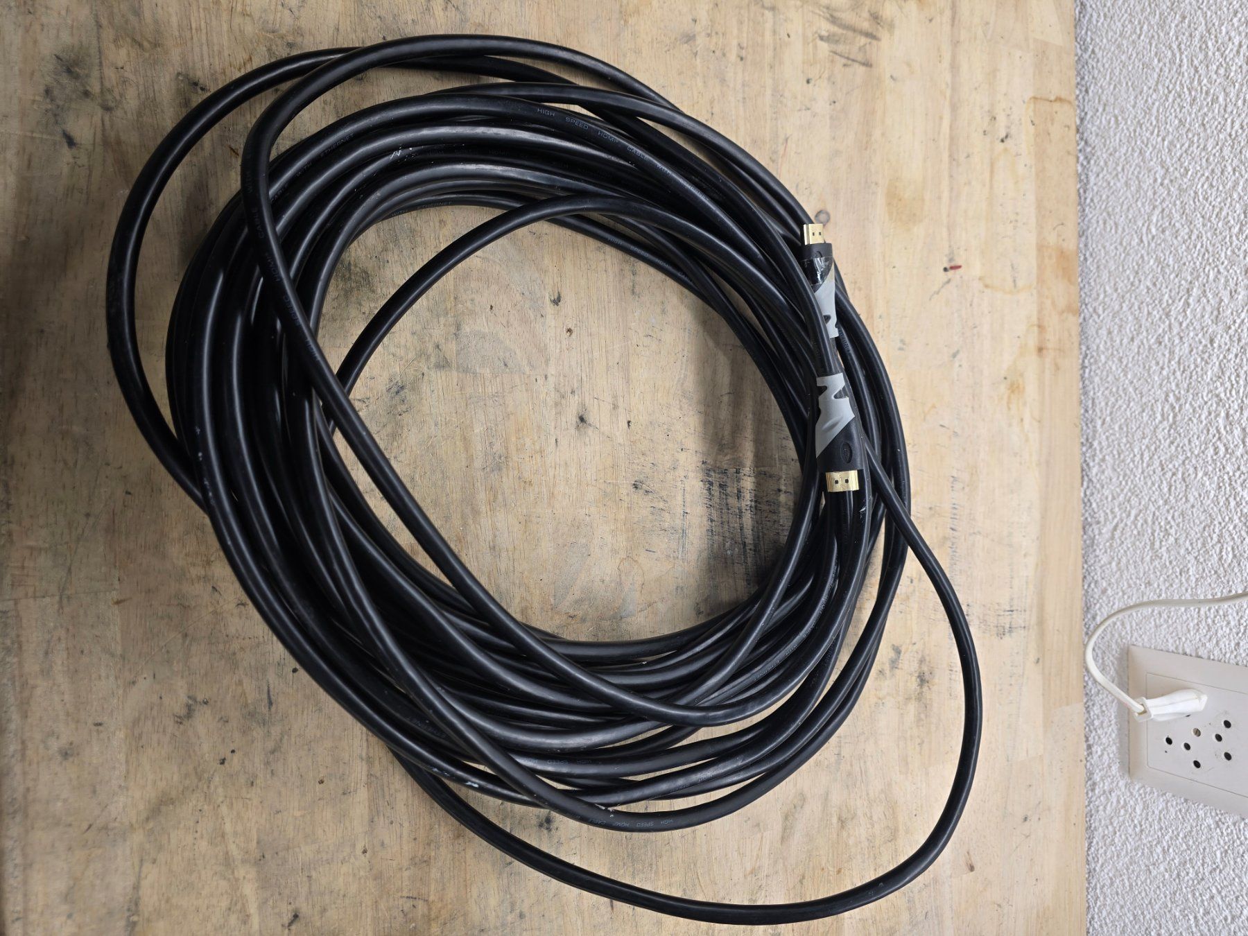 Kabel: 15 Meter HDMI Kabel HIGH SPEED WITH ETHERNET – Gebraucht aus Breitenbach von gnieserli