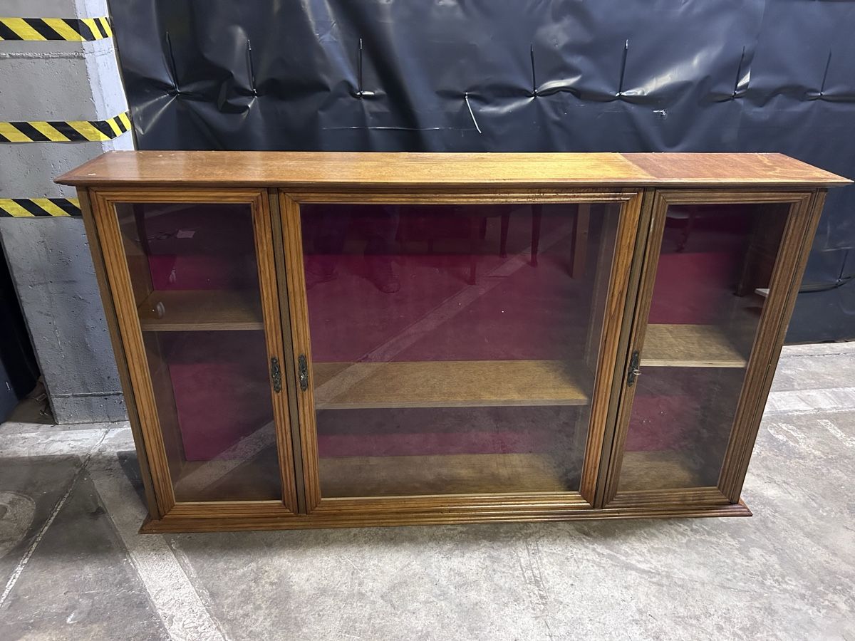 Vitrinen: Vitrine basse  – Gebraucht aus Miécourt von arm_9nhx