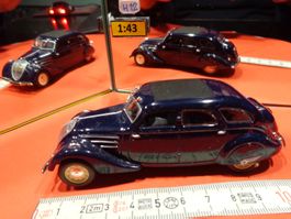 Peugeot 402i  1:43 (ohne Box) Norev     >  (H12)