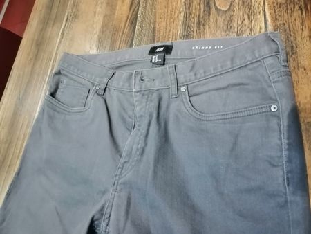 Jean H&M gris skinny fit, élégant & confortable 31