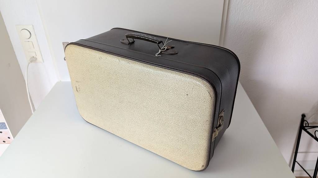 Valises de voyage: Koffer antik / alt – D'occasion à Bremgarten b. Bern par Flintli 1
