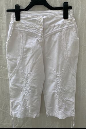 Superbe bermuda broderies LA COTONNIÈRE 100%coton t.L