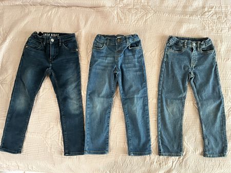 Drei Jeans für Jungen in gutem Zustand