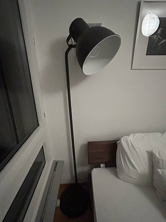 Lampen: IKEA HEKTAR Standleuchte  dunkelgrau – Gebraucht aus Bern von Horseshoe13 2