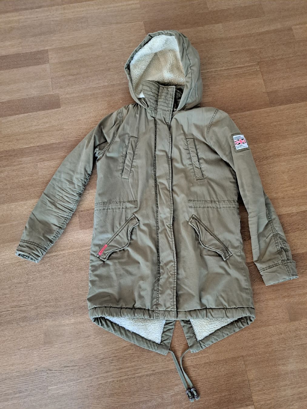 Superdry Giacche: Winterjacke Superdry – Usato da Gossau SG venduto da FabienneR01