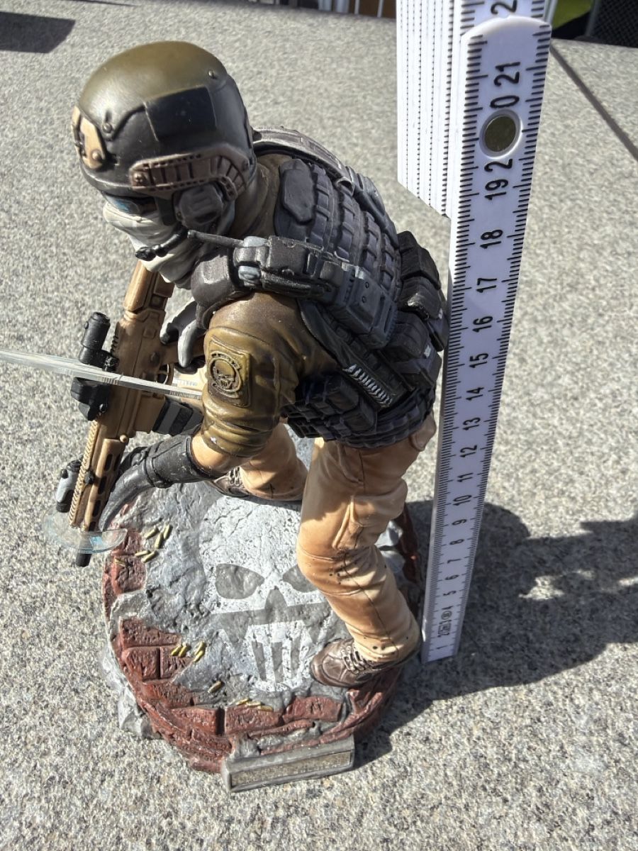 Statuette: Tom Clancys Ghost Recon Future Soldier Figur – Usato da Deitingen venduto da Himhip 4