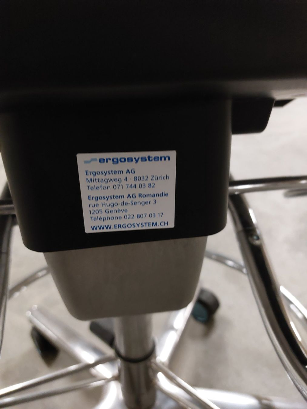 Stühle: Ergosystem Arbeitsstuhl – Neu (gemäss Beschreibung) aus Urdorf von Toolster 4