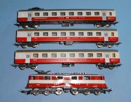 Lima H0 Zuggarnitur SBB CFF FFS, Lok und 3 Wagons