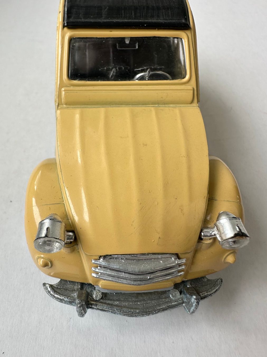 Citroën Modellini d'auto: Citröen 2CV Modell, Döschwo  1:25 – Usato da Adligenswil venduto da e17s15 3