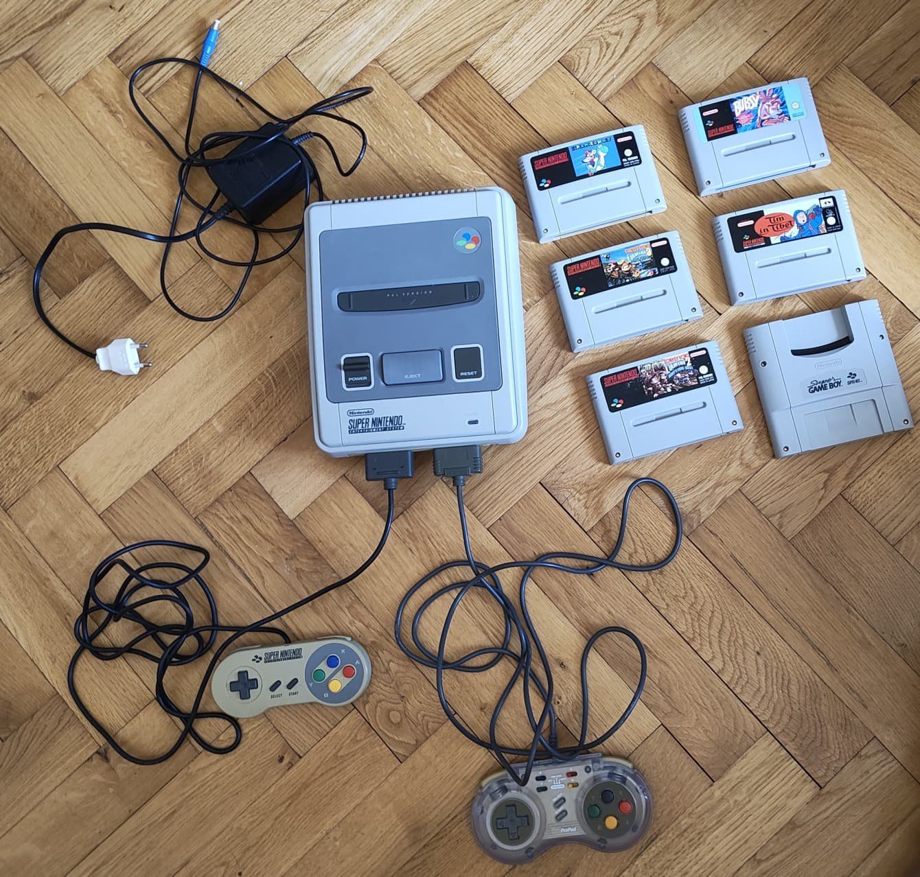 Nintendo Konsolen: Lot SNES (Super Nintendo) PAL Version – Gebraucht aus St-Léonard von Vicilius