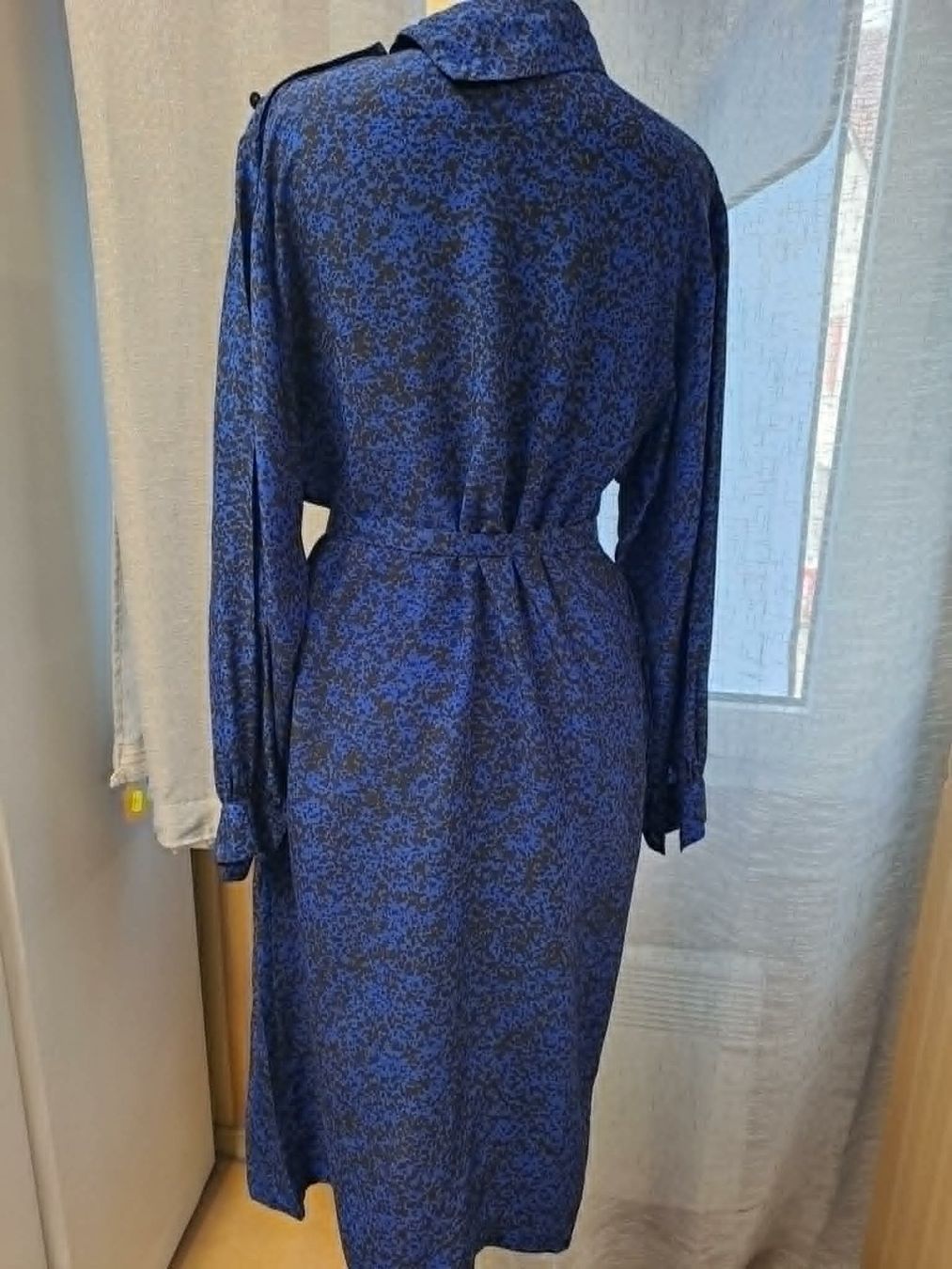 Vestiti: Robe Christian Dior – Usato da La Chaux-de-Fonds venduto da Emmaus2300CDF 2