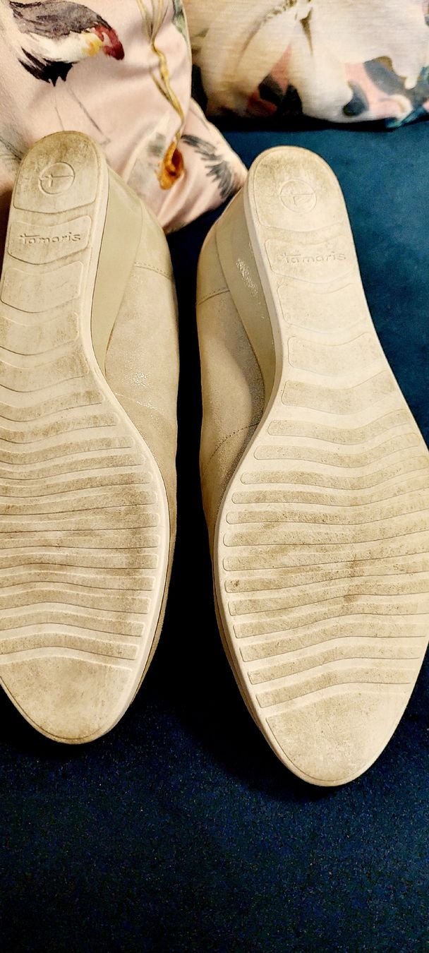 Tamaris Damenschuhe: Keilpumps Tamaris – Gebraucht aus Safenwil von fra_t5c9 2