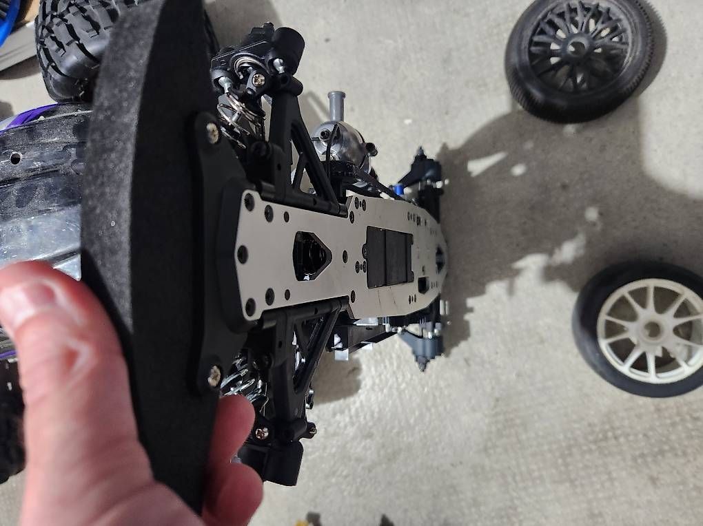Modellismo RC: Kyosho V-one SR neuve!! – Usato da Renens VD venduto da aligrapefruit 1