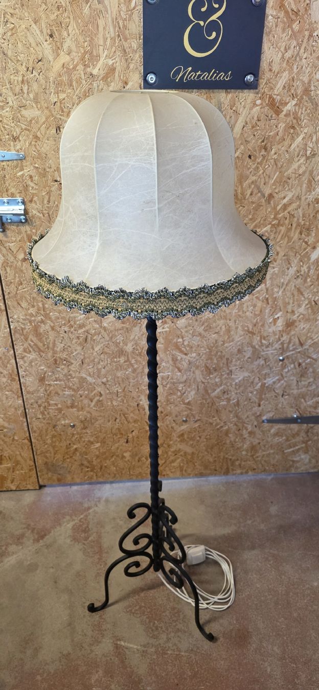 Lampade: Vintage Schmiedeeisen Stehlampe – Usato da Kaufdorf venduto da Nati-Nati 1