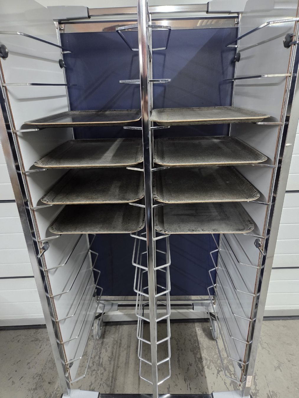 Mobili & Arredamento: cidelcem Tablett Abräumwagen - Tablarwagen – Usato da Oberhasli venduto da General-Dealer 1