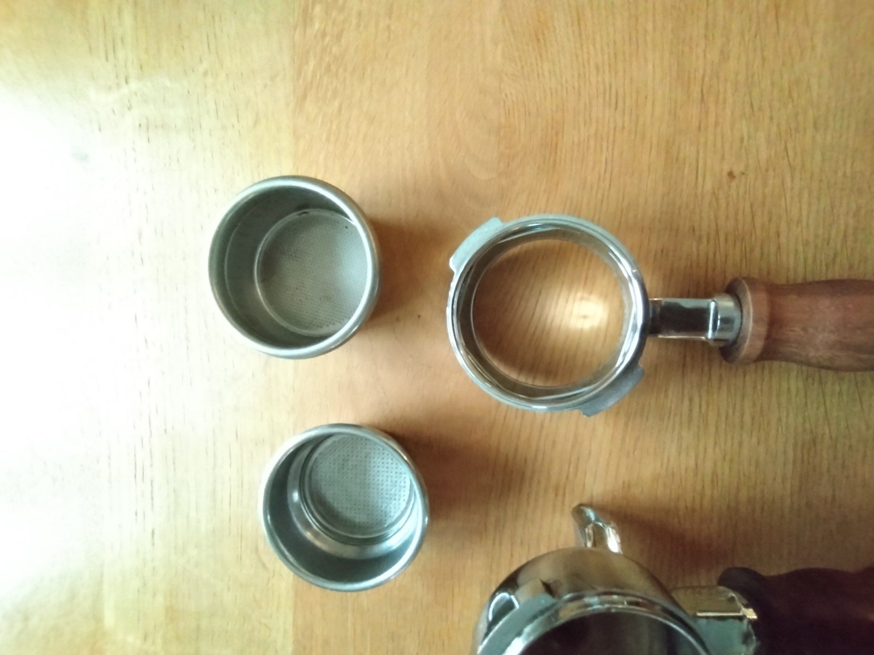 Macchine per caffè & Macchine per espresso: Barista Siebträger mit Siebeinsätzen – Usato da Schwarzenbach SG venduto da Veloma 4
