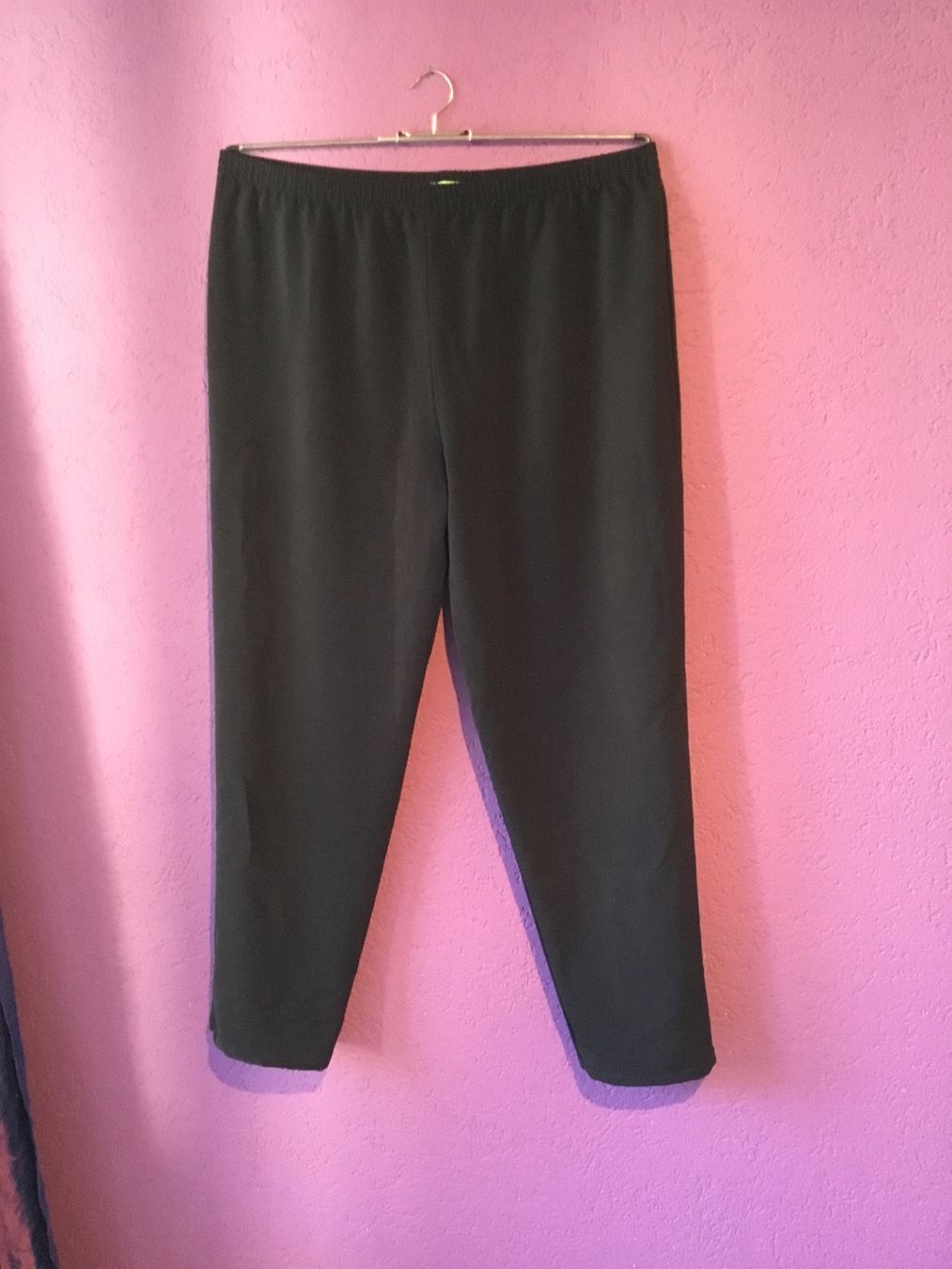 Pantaloni: Schwarze Stoffhose Gr. 44/46 – Nuovo (secondo la descrizione) da Arch venduto da Hexenbesen17