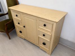 Vintage Shabby Chic Kommode in Creme