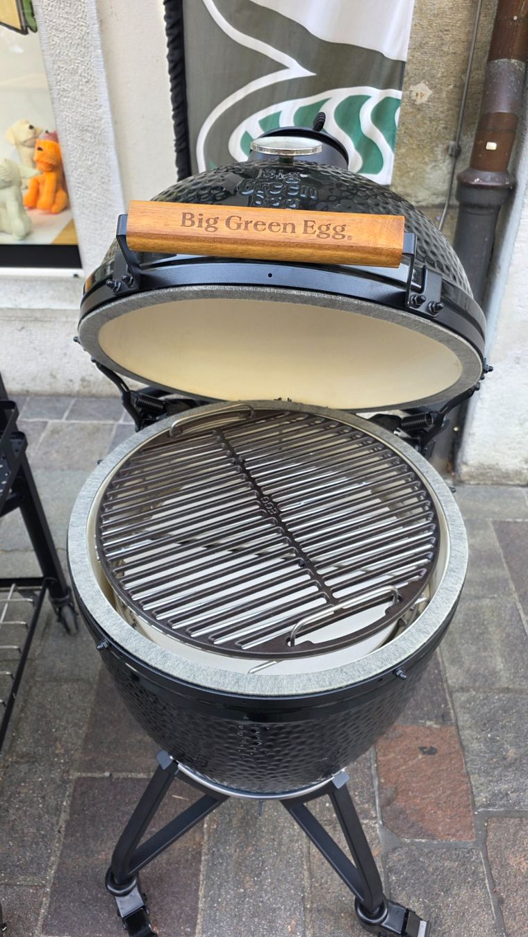 Big Green Egg Griglie: Big Green Egg - The Onyx Large (Master Set) – Nuovo (secondo la descrizione) da Solothurn venduto da Chuchilade 3