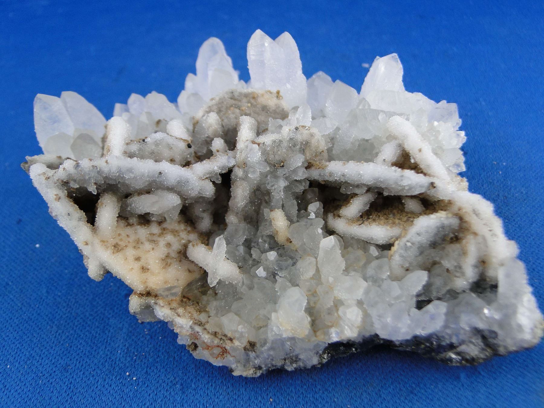 Mineralien & Heilsteine: Bergkristall mit Calcit und Siderit – Gebraucht aus Schinznach Bad von Demerald 5