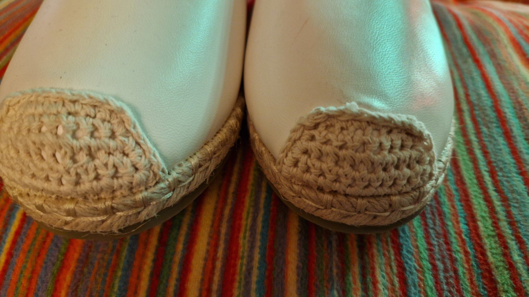 Damenschuhe: Weisse Kunstleder-Slipper – Neu (gemäss Beschreibung) aus Oberengstringen von Sheera7 4
