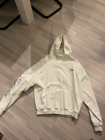 Weisser Designer Hoodie, neuwertig, Grösse M, Winter-Look!