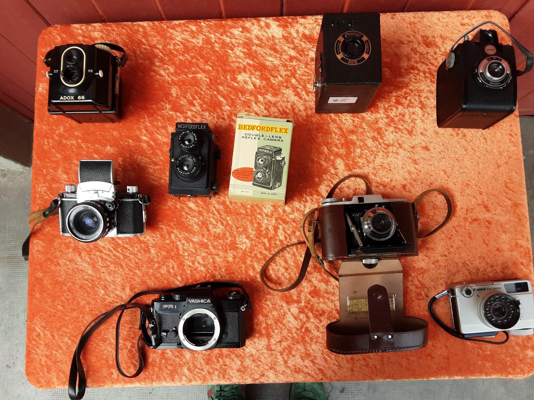 Fotocamera: Ein grosses Lot Kameras – Usato da Basel venduto da feld63