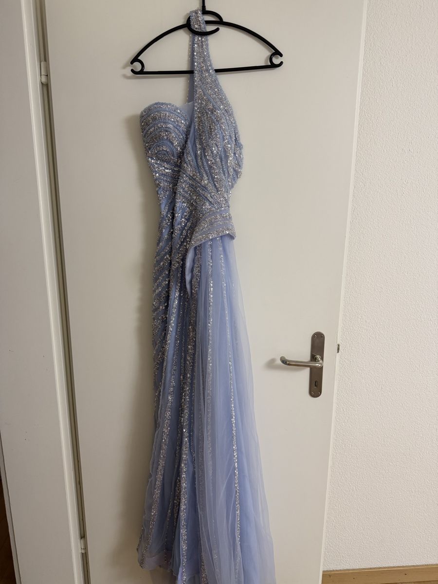 Vestiti: Abendkleid Blau  – Usato da Bülach venduto da Siar1 1