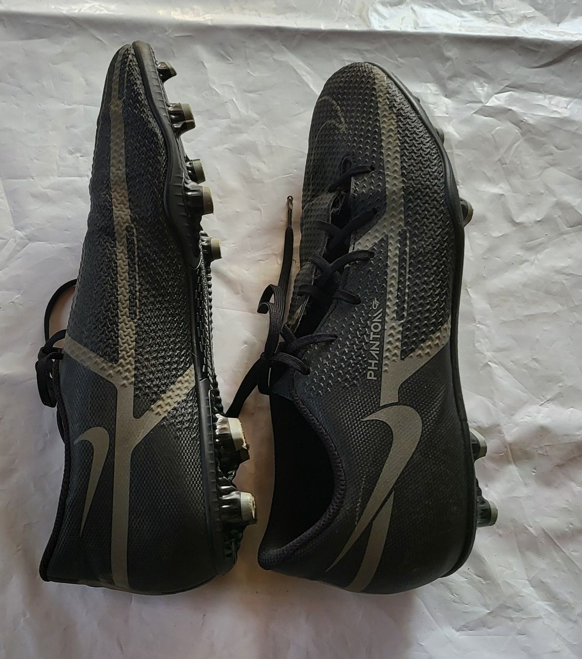 Nike Scarpe da uomo: Chaussures de foot Nike Phantom, taille 43 – Usato da Niedergösgen venduto da Eva2410 3