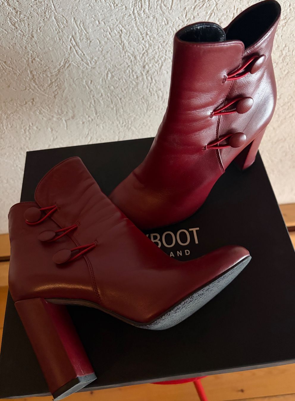 Damenschuhe: Navyboot Stifeletti in Rot – Gebraucht aus Eptingen von swi_9zxn 4